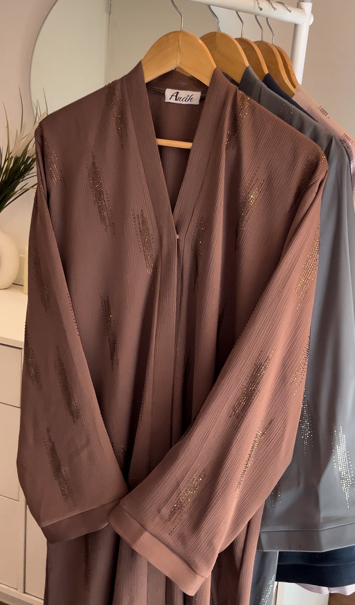MAHERAH ABAYAH  - 15 SHADES