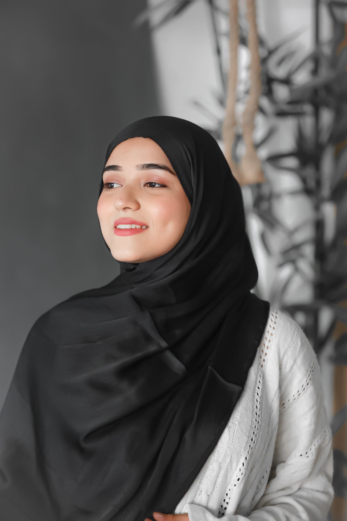 MUNA SATIN SILK - Midnight Black