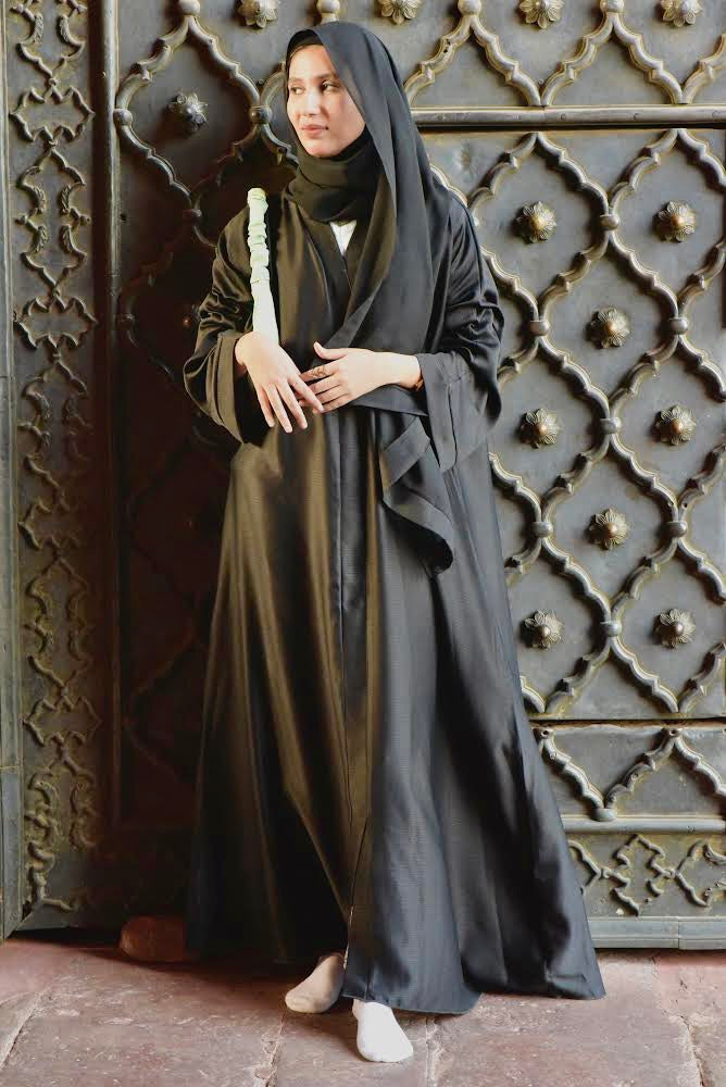 Zoom Black Abayah