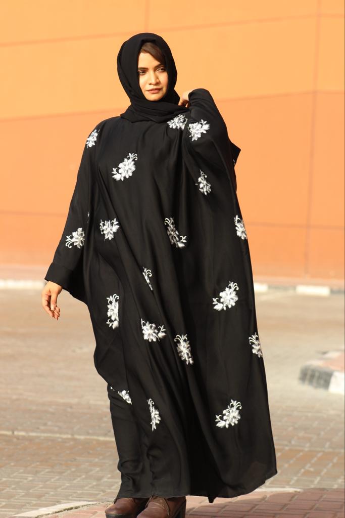 Kaftan Abayah - white work