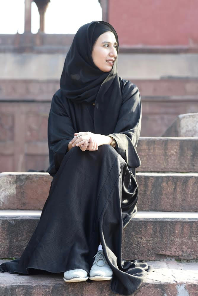 Zoom Black Abayah