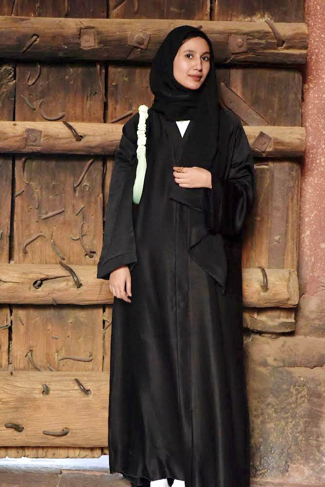 Zoom Black Abayah