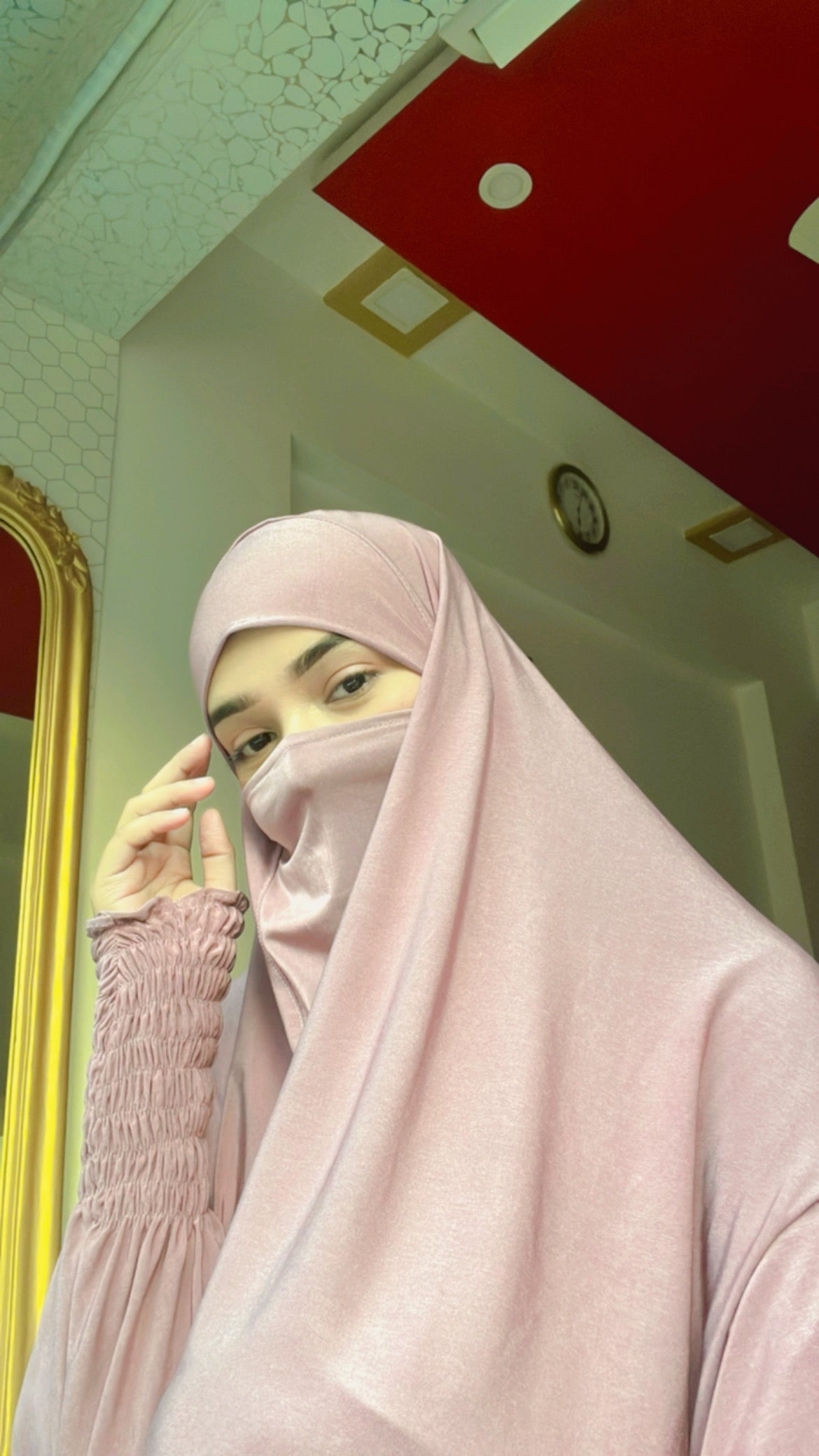 Salah Dress - Below Knee (CRUSHED SLEEVES)
