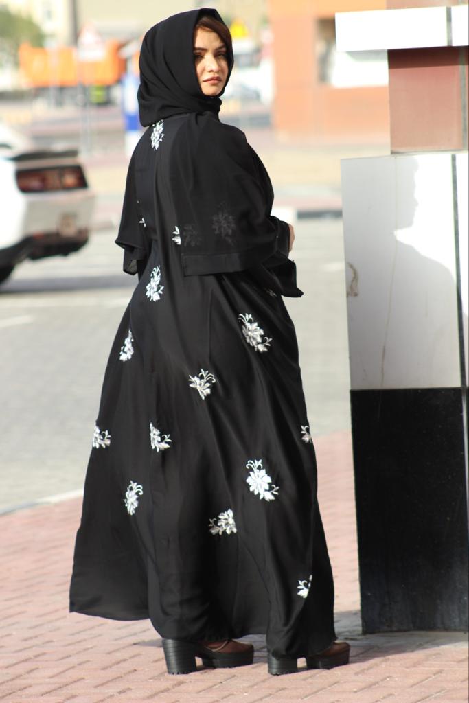 Kaftan Abayah - white work