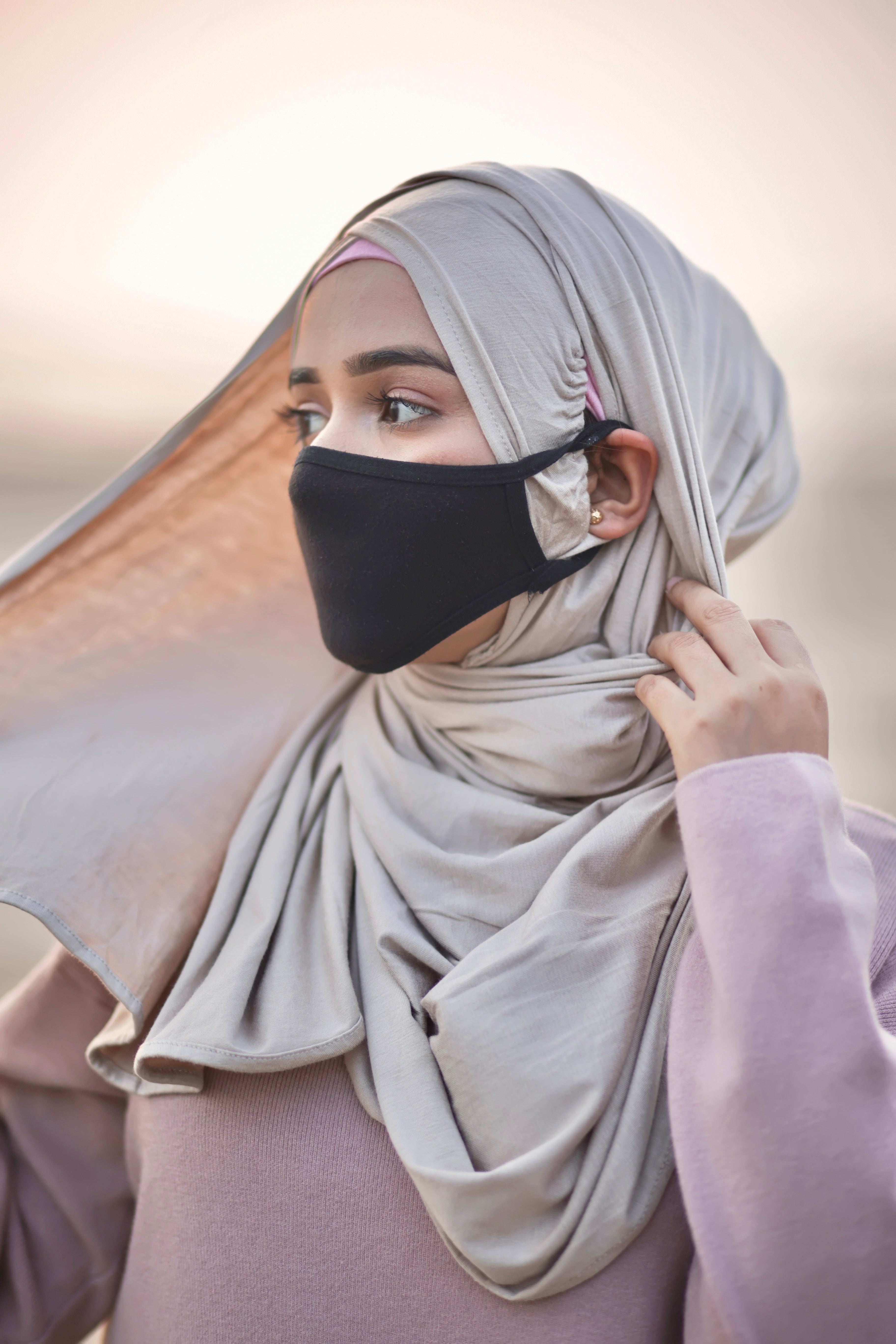 EAR SLIT HIJAB - CREME
