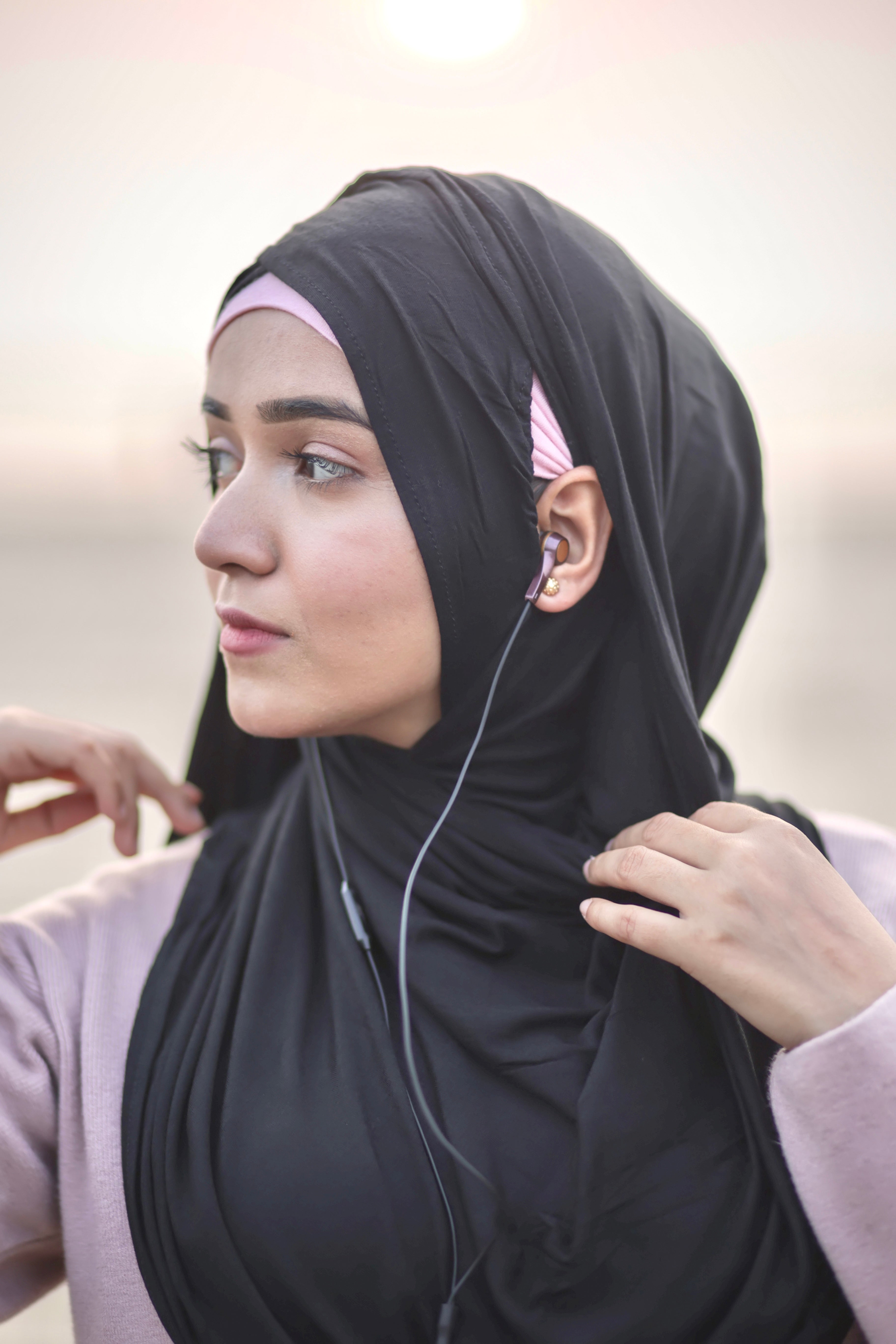 EAR SLIT HIJAB - ONYX BLACK