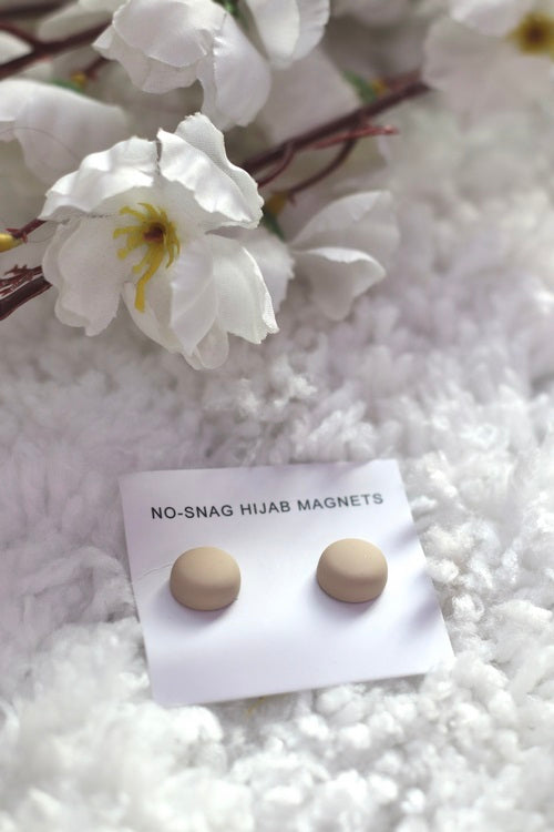 Magnetic hijab brooch