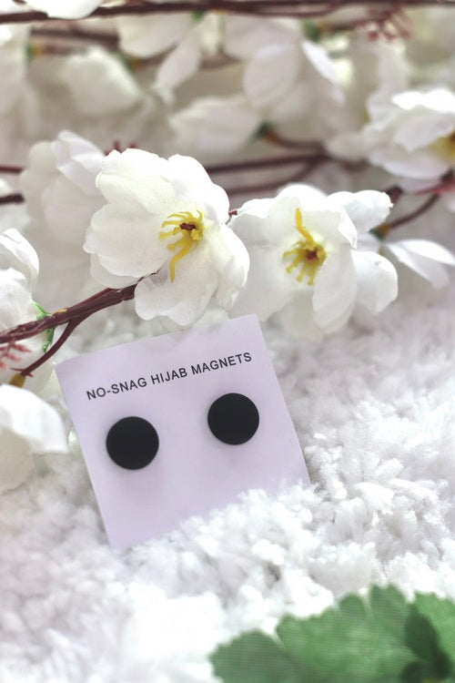 Magnetic hijab brooch